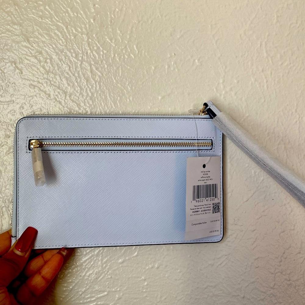 Kate Spade Wrislet - Picture 5 of 7